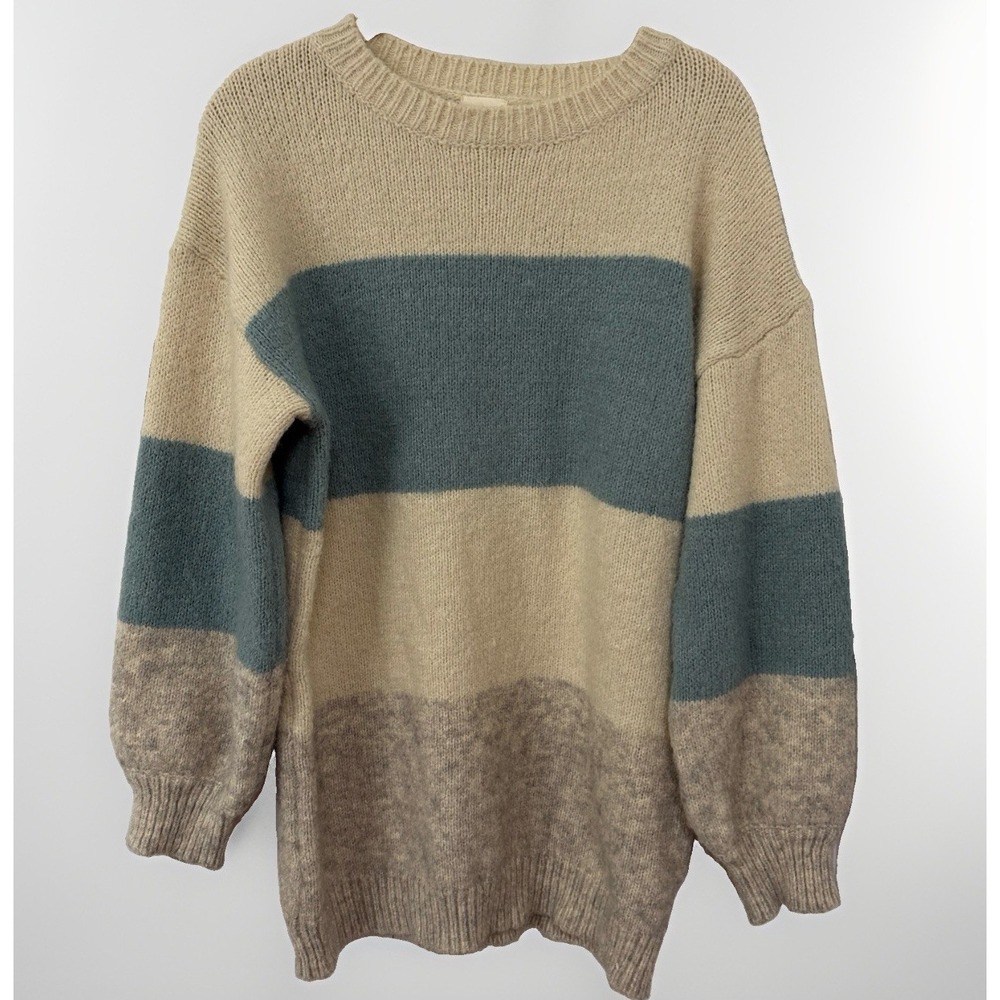 Dreamers by Debut Horizontal Striped Sweater Ivory Blue Gray Women's Sz M Fuzzy